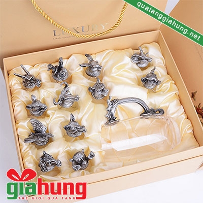 Bộ ly uống rượu 12 con giáp 007