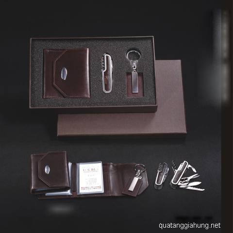 Sổ da + Móc khóa+ Bộ dao đa năng -  059