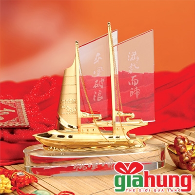 Cánh buồm vàng pha lê 003
