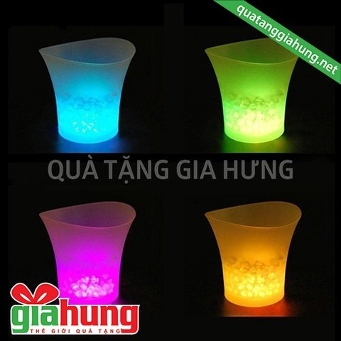 XÔ ĐỰNG ĐÁ 12