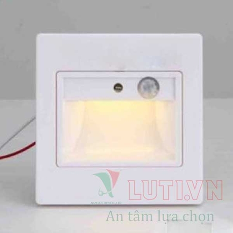 Đèn âm tường vuông cảm ứng ACT-625-19