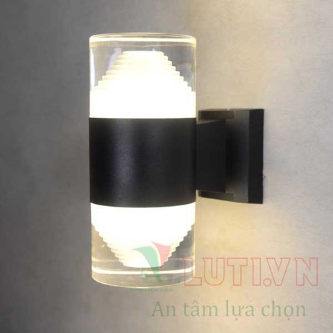 Đèn tường ngoài trời hình kim tự tháp VNT-643