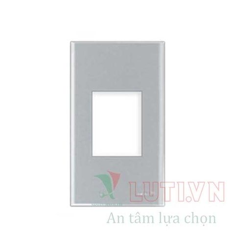 Mặt dùng riêng cho MCB trắng ánh kim WEV680290MW