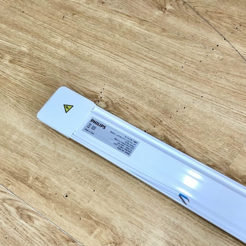 Đèn LED Bán Nguyệt Philips BN001C LED22 L600 20W PSU GM