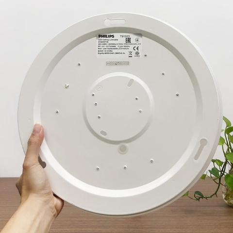 Đèn LED Ốp Trần Philips CL200 EC RD 10W 65K W HV 02 Đường kính 240 mm