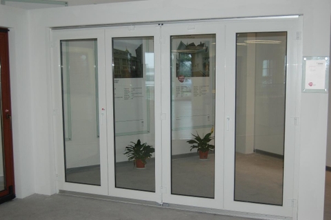 Cửa đi mở xếp trượt kiểu 1