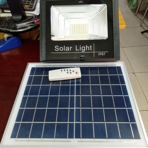 Fa led năng lượng mặt trời 40w  loại đắt Ms3858