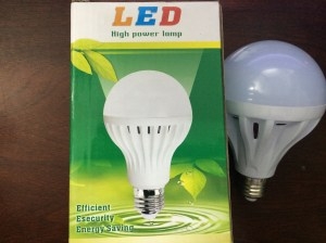 Bóng led 12W trắng kính mờ