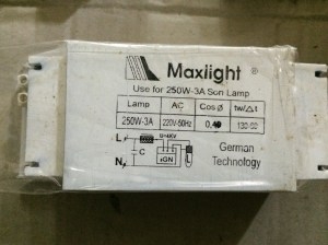 Chấn lưu son 250 Maxlight