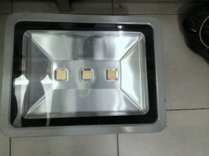 Fa led 150W vàng