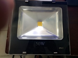 Fa led 50W trắng dẹt  2
