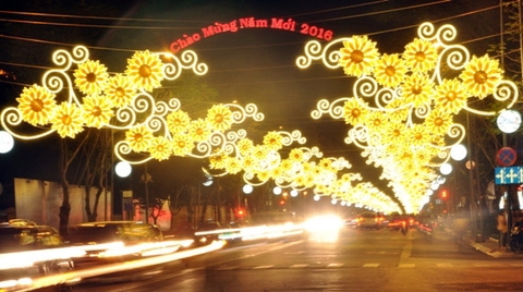 Tết Bính Thân 2016-Bừng sáng không gian đầu xuân với đèn led trang trí