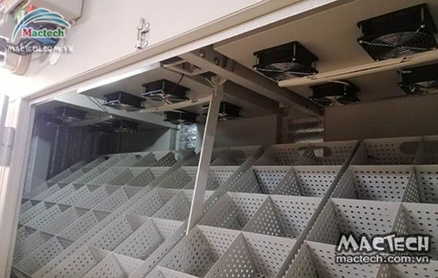 Máy ấp không tự đảo trứng phải làm gì