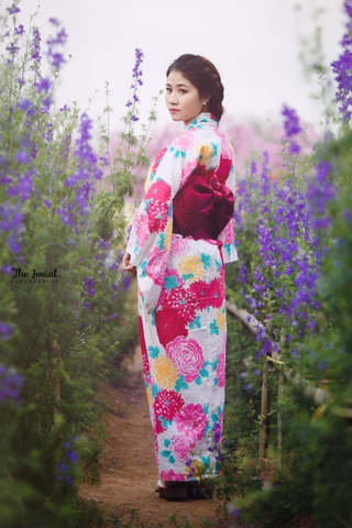 Kimono - Yukata Nữ họa tiết hoa rực rỡ