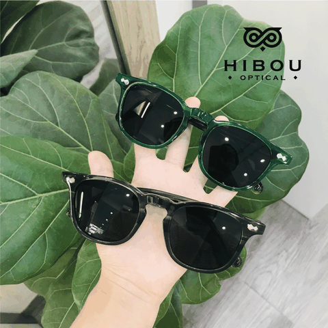 KÍNH THỜI TRANG TVR512