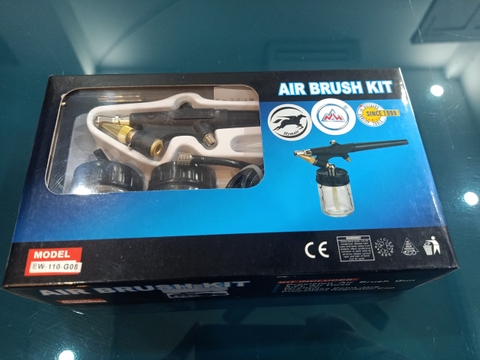 Bút vẽ mỹ thuật EW 110-G08