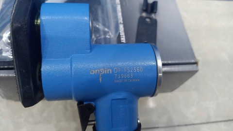 Máy chà nhám khe kẽ tam giác Onpin OP-FS2560