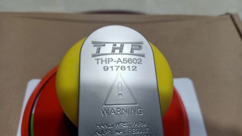 Máy chà nhám tròn 6 inch THP Model THP-A5602 (có hút bụi, đế 150mm).