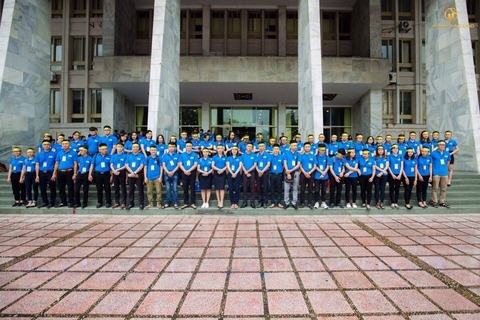 băng rôn buộc đầu