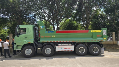 XE BEN HOWO 4 CHÂN V5X MÁY MAN 350HP