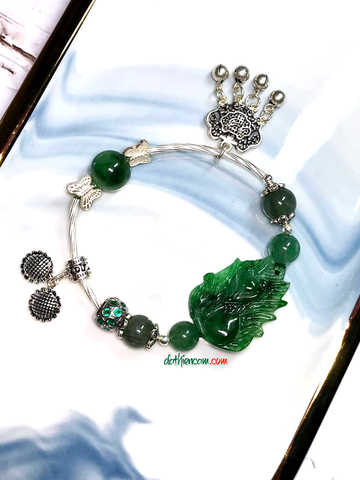 Vòng Tay Hồ Tiên Chúa