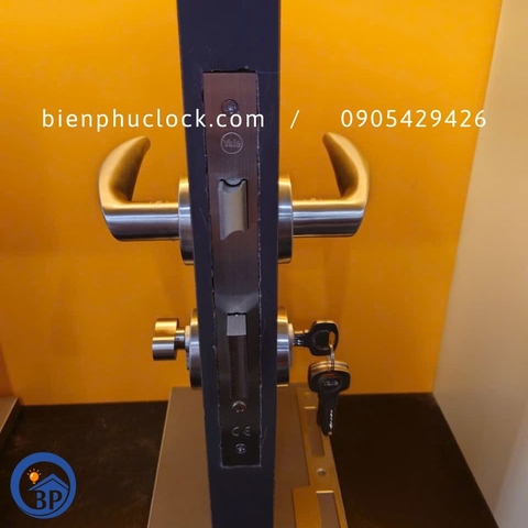 Bộ khóa tay gạt YALE YTLH-031, Inox