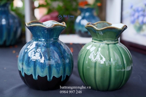 Bộ đôi lọ hoa dáng bầu cổ hoa men xanh
