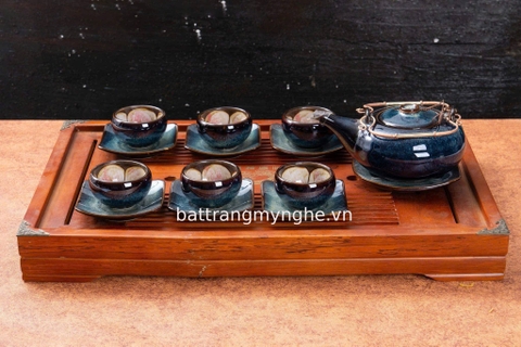 Bộ ấm chén dáng to quai đồng men xanh ngọc hỏa biến