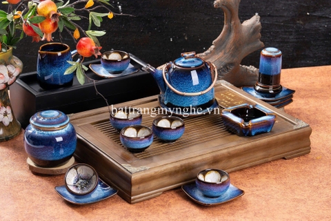 Bộ ấm chén hỏa biến dáng cao quai đồng men xanh biển đủ phụ kiện
