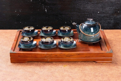 Bộ ấm chén hỏa biến dáng cao quai đồng men xanh trắng