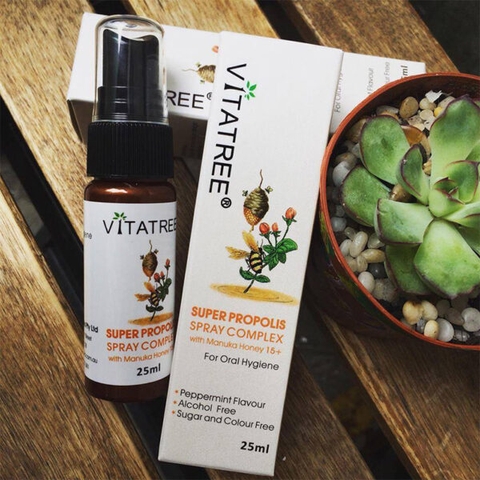 Xịt họng Vitatree keo ong và mật ong Manuka Úc