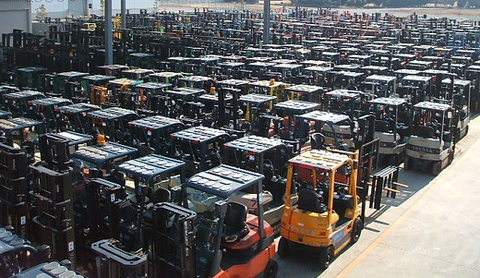 Thị trường Xe nâng hàng, thiết bị nâng hạ: Xu hướng năm 2017