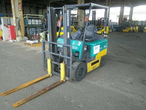 Xe nâng điện Komatsu 2.0 tấn, FB20EX-11 Seri 81639, năm sx 2006