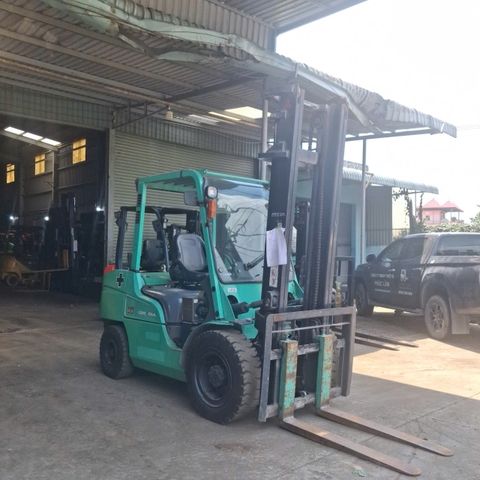 Xe nâng dầu Mitsubishi 3.5 tấn FD35AT Seri F14E-80347, sản xuất năm 2010