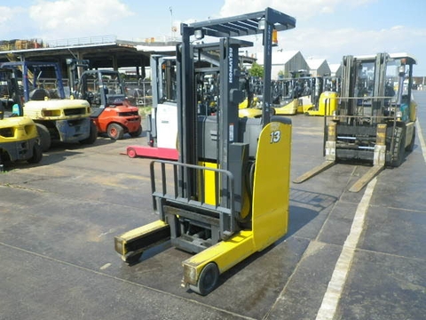 Xe nâng điện Komatsu 1.3 tấn FB13RS(154277) sản xuất năm 2015