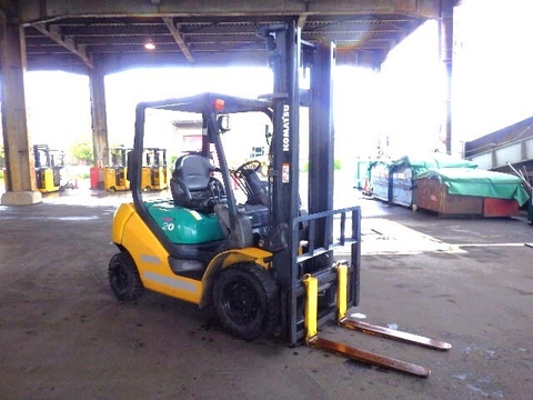 Xe nâng xăng Komatsu 2 tấn FG20C-16 (712066), sản xuất năm 2006