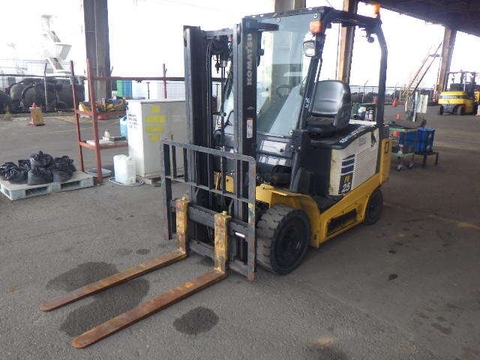 Xe nâng điện Komatsu 2.5 tấn FE25-1 (300120) sản xuất năm 2014