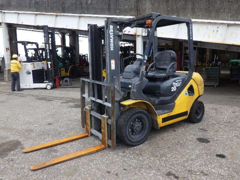 Xe nâng xăng Komatsu 2.0 tấn FG20T-17, sản xuất năm 2013
