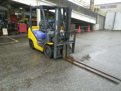 Xe nâng dầu Komatsu 2.5 tấn FD25NT-15#572391