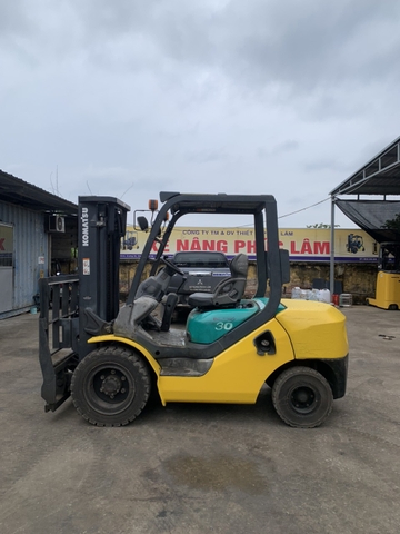 Xe nâng dầu Komatsu 3 tấn FD30C-16 #706871