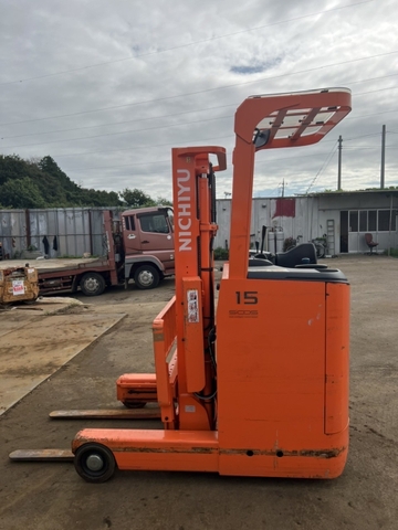 Xe nâng điện Nichiyu 1.5T FBRM15-85-300 # 1360