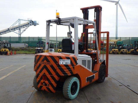 Xe nâng điện sumitomo 4 tấn năm 2019