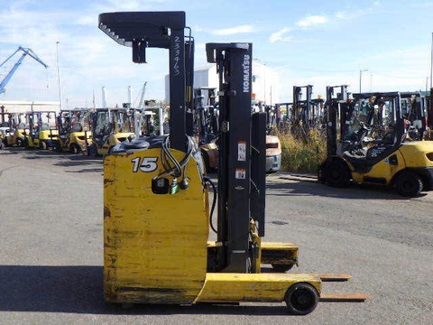 Xe nâng điện Komatsu 1.5 tấn đứng lái 2015