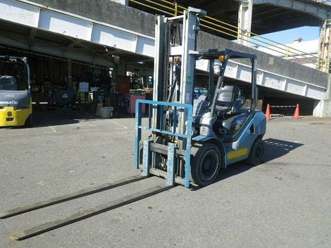 Xe nâng dầu Komatsu FD30T-17#321542