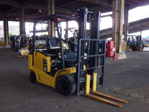 Xe nâng điện Komatsu 2.5 tấn FE25-1 - 303680