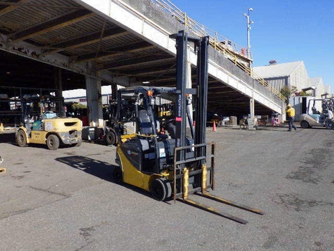 Xe nâng điện Komatsu 1.5T 857503 -  FB15-12