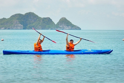 CHÈO THUYỀN TRÊN SÔNG PHÚ QUỐC