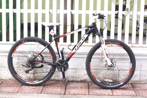 Xe MTB Trek 4900 đến từ USA
