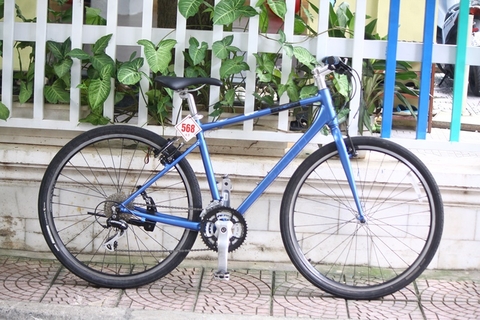 Xe MTB nhật bãi Giant Gravier đến từ Taiwant