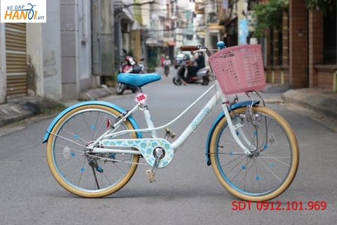 Xe đạp Nhật bãi Chianti cho trẻ khoảng từ 8 tuổi.